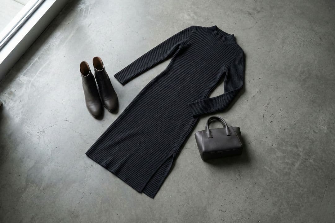 The Ribbed Knit Midi Dress