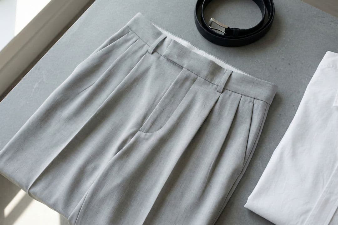 The Fluid Pleated Trouser